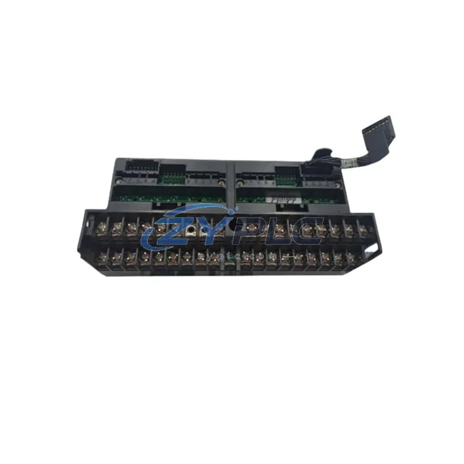 GE IC670CHS001E I/O Terminal Block for Series 90-70 Systems
